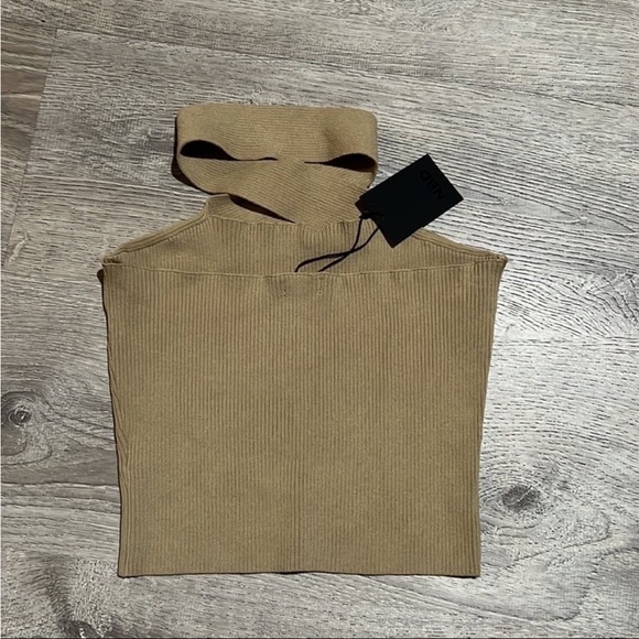 Revolve NBD Yvette Halter Top - Picture 9 of 12